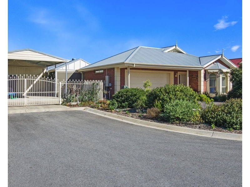 16 Strathoak Crescent, Strathalbyn SA 5255