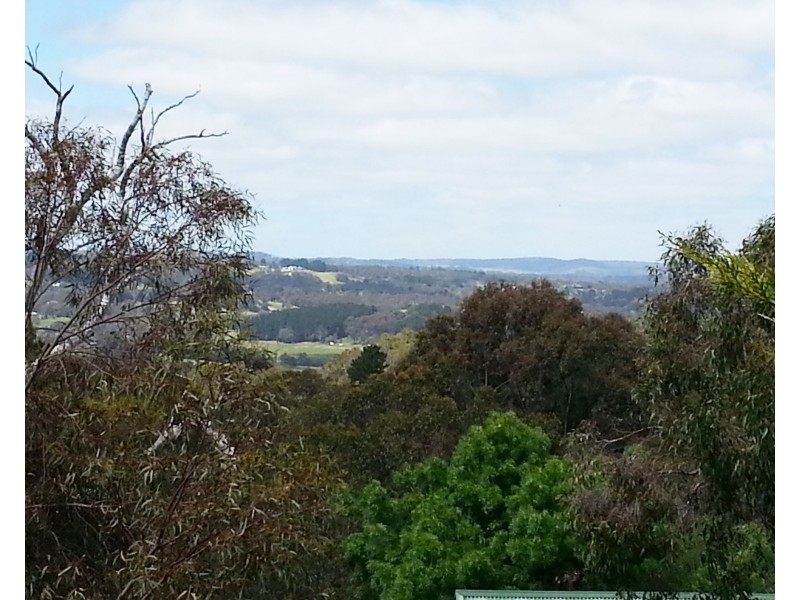 5 Glen Rd, Bridgewater SA 5155