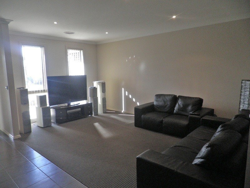 Cranbourne East VIC 3977