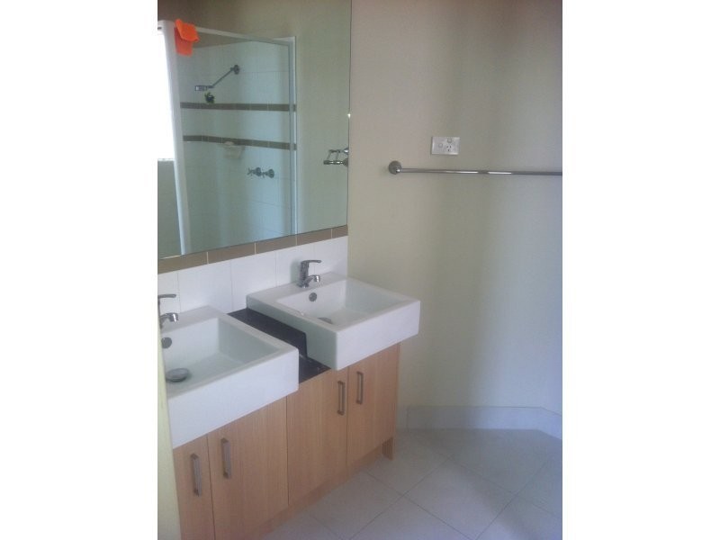 Cranbourne East VIC 3977