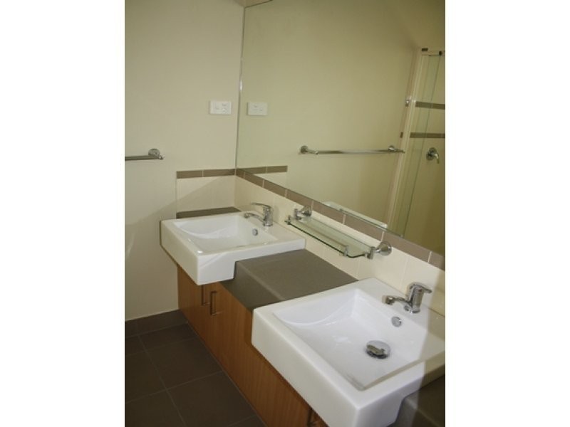 104 Melissa Way, Pakenham VIC 3810