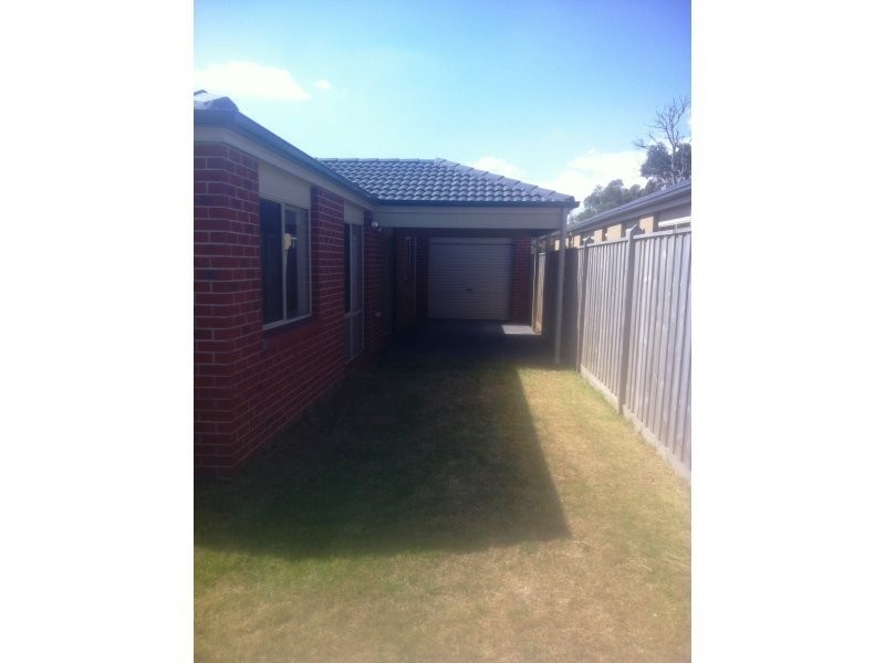 75 Donohue Street, Cranbourne East VIC 3977