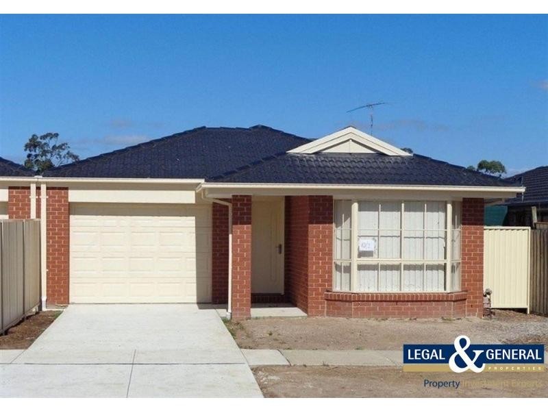 2/10 Princes Highway. Pakenham Street, Pakenham VIC 3810