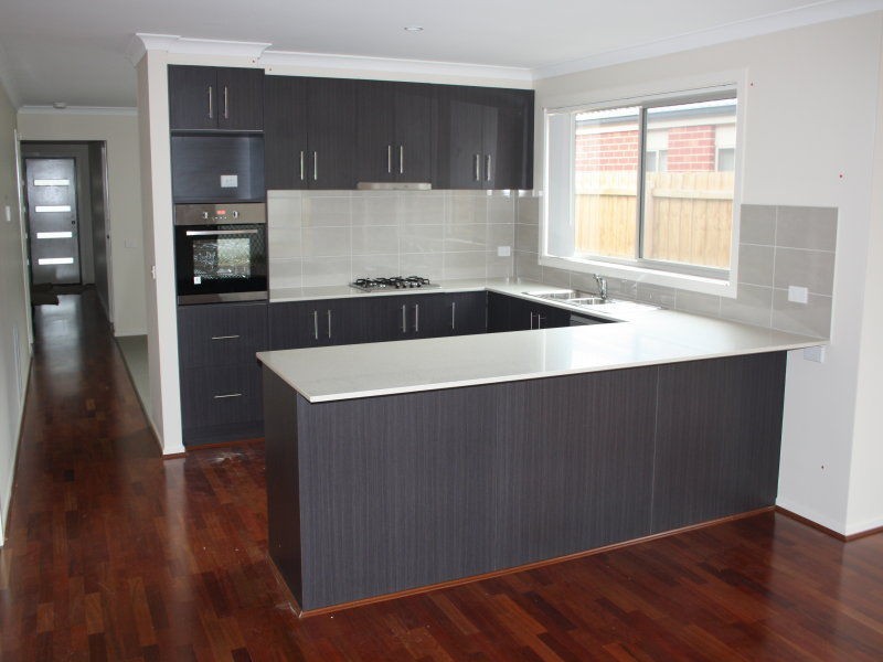 12 Whipbird Court, Pakenham VIC 3810