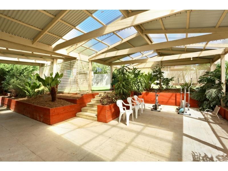 5 Jarryd Crescent, Berwick VIC 3806