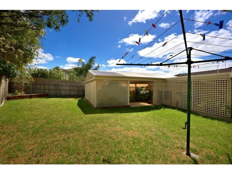 5 Jarryd Crescent, Berwick VIC 3806