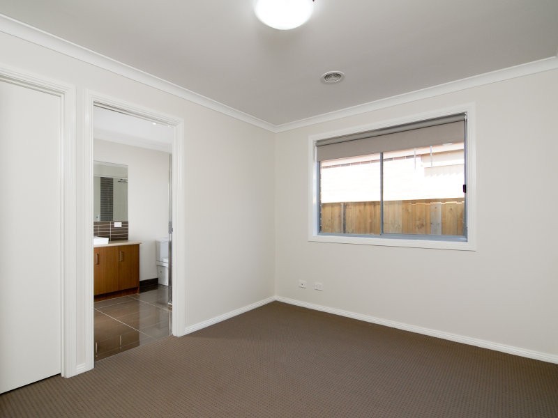 Cranbourne East VIC 3977