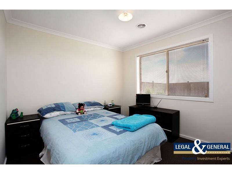 43 Lemon Grove, Cranbourne West VIC 3977