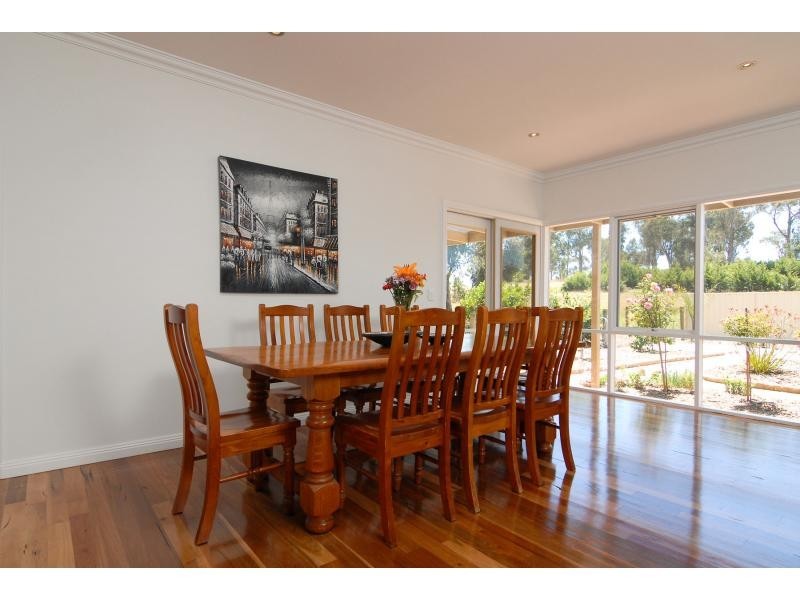 125 Jefferson Road, Garfield VIC 3814