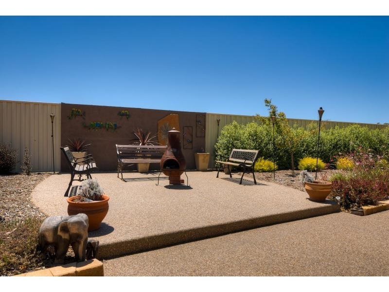 125 Jefferson Road, Garfield VIC 3814