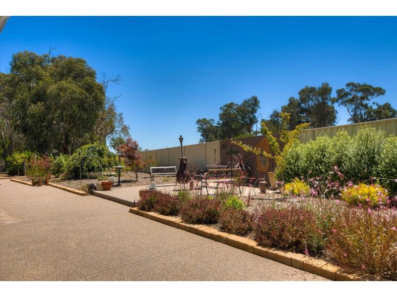 125 Jefferson Road, Garfield VIC 3814