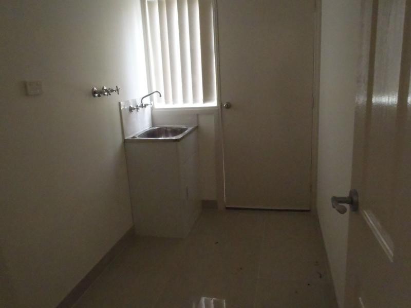 3/10 Princes Highway, Pakenham VIC 3810