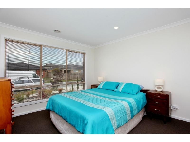 Cranbourne West VIC 3977