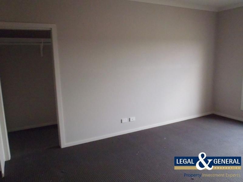 27 Harrison Way, Pakenham VIC 3810