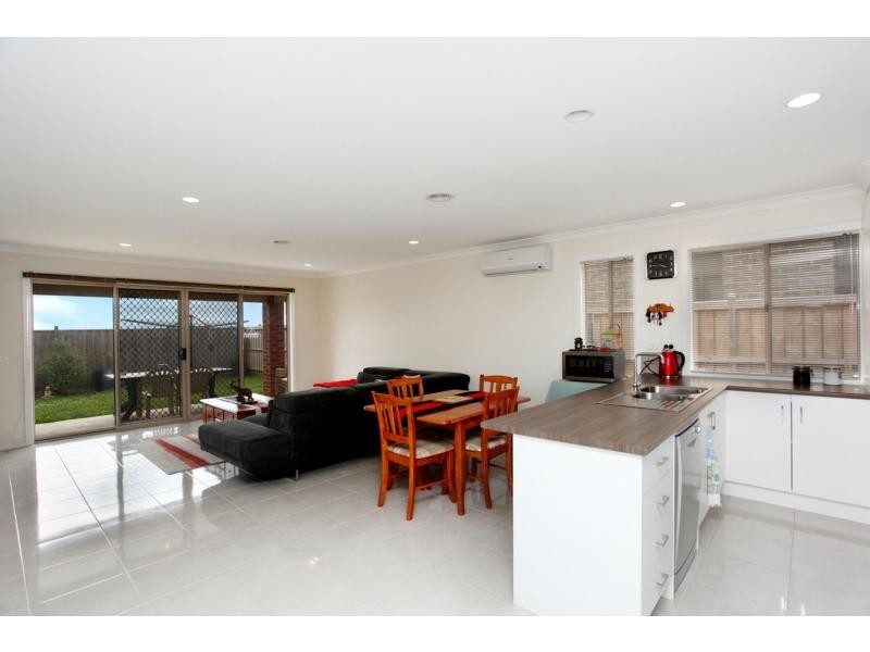 Cranbourne West VIC 3977