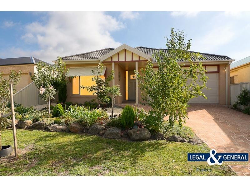 Pakenham VIC 3810