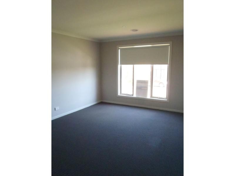 13 Keating Street, Pakenham VIC 3810