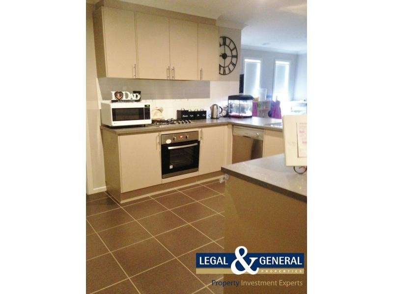 35 Glenelg Street, Clyde North VIC 3978