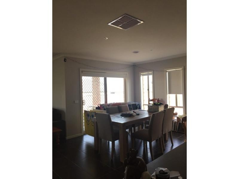 8 Christie Court, Pakenham VIC 3810