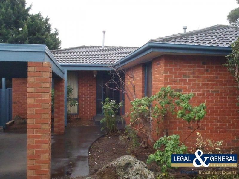 23 Chirnside Road, Berwick VIC 3806