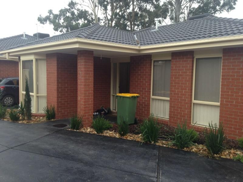 Unit 5/4 Lima Place, Pakenham VIC 3810