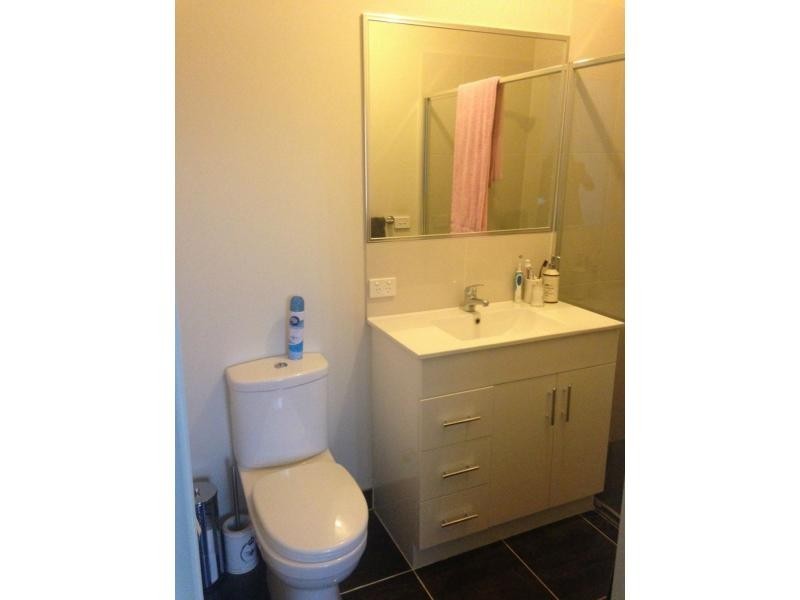 Unit 5/4 Lima Place, Pakenham VIC 3810