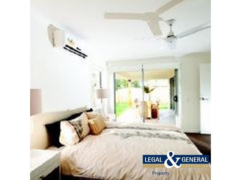 2 Bunyip Street, Clyde North VIC 3978