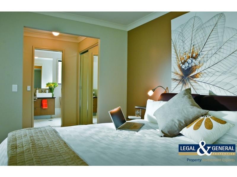 2 Tia Street, Clyde North VIC 3978