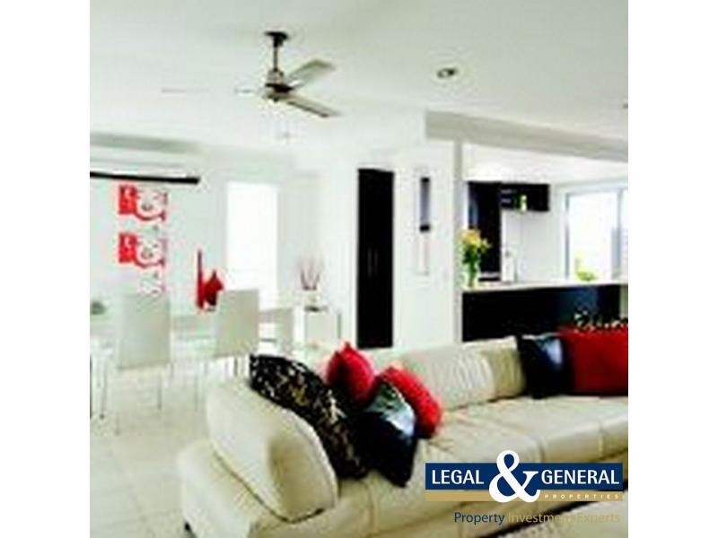 12 Tia Street, Clyde North VIC 3978