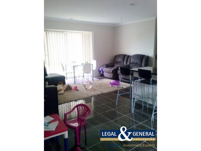3/4 Lima Place, Pakenham VIC 3810