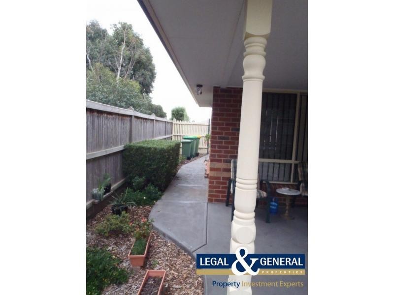 41 Irving Road, Pakenham VIC 3810