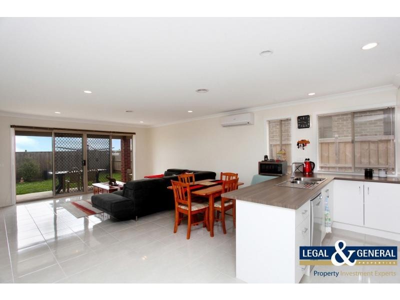 43 Lemon Grove, Cranbourne West VIC 3977