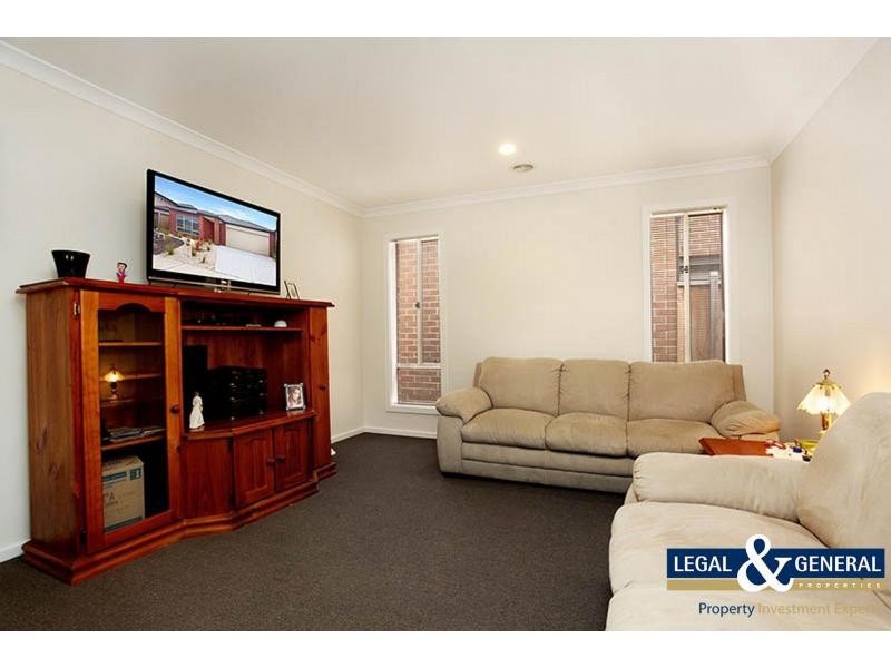 43 Lemon Grove, Cranbourne West VIC 3977