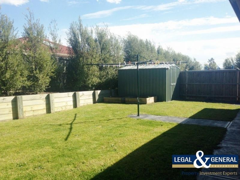 13 Thunderbolt Drive, Cranbourne East VIC 3977