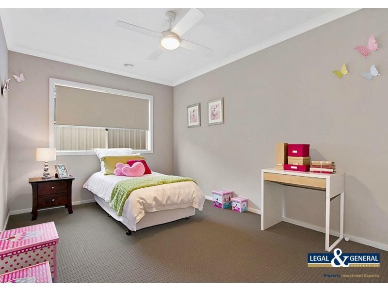 18 Villella Drive, Pakenham VIC 3810