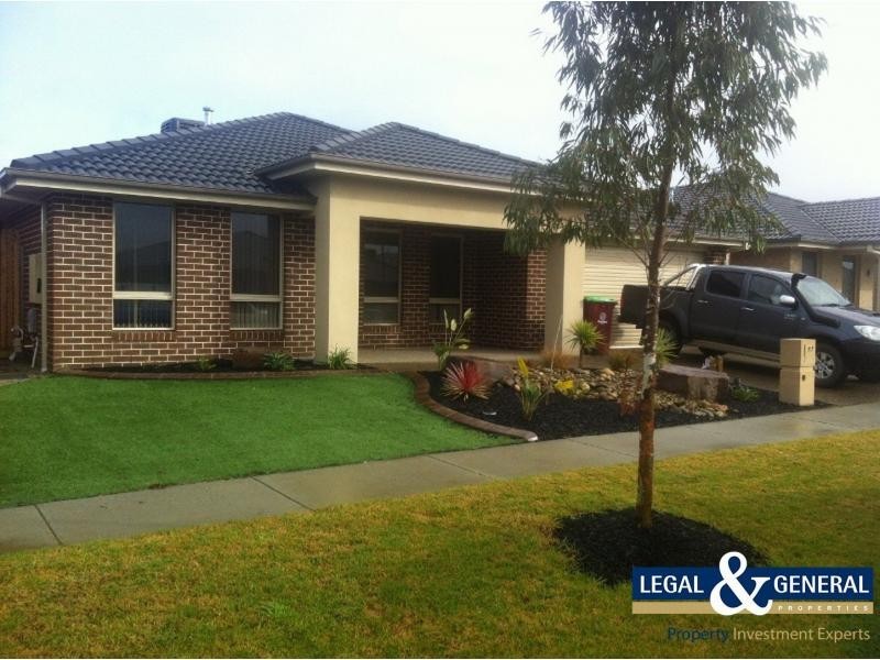19 Midnight Rise, Cranbourne East VIC 3977