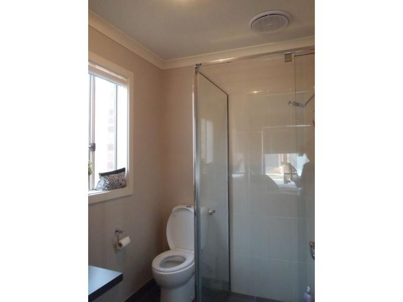 6 Campaspe Street, Clyde North VIC 3978