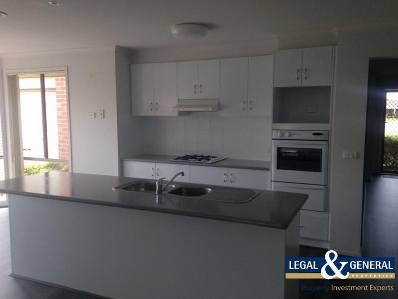 6 The Quays, Narre Warren South VIC 3805
