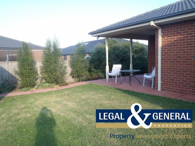 12 Ned Street, Cranbourne East VIC 3977