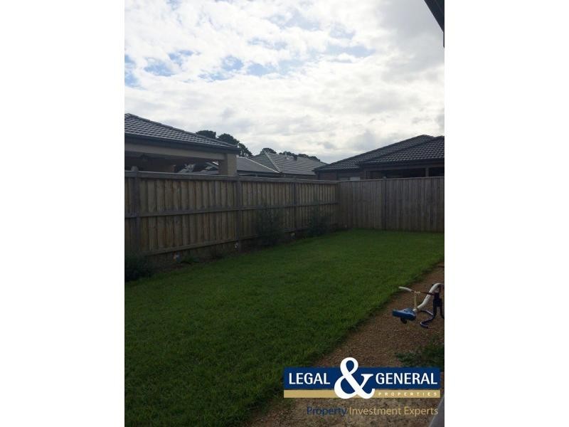 35 Glenelg Street, Clyde North VIC 3978