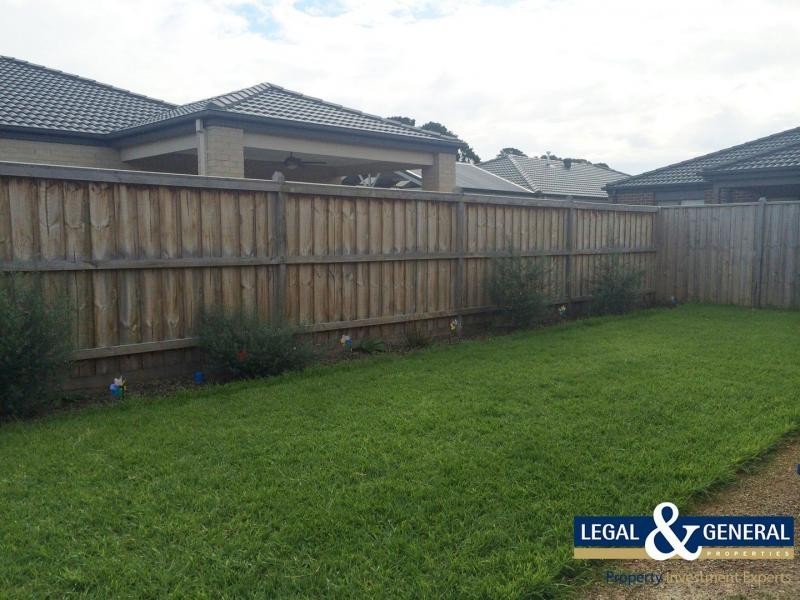 35 Glenelg Street, Clyde North VIC 3978