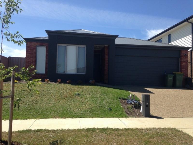 3 Renam Street, Pakenham VIC 3810