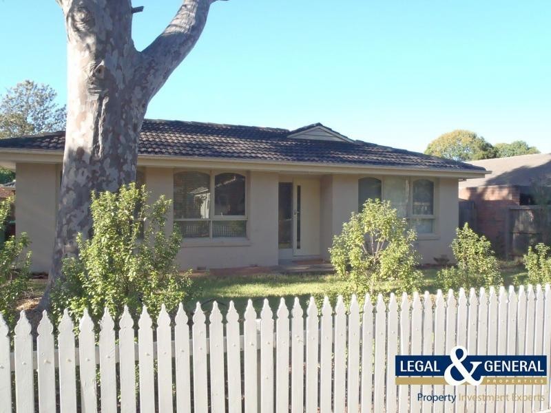 1/38 Manuka Road, Berwick VIC 3806