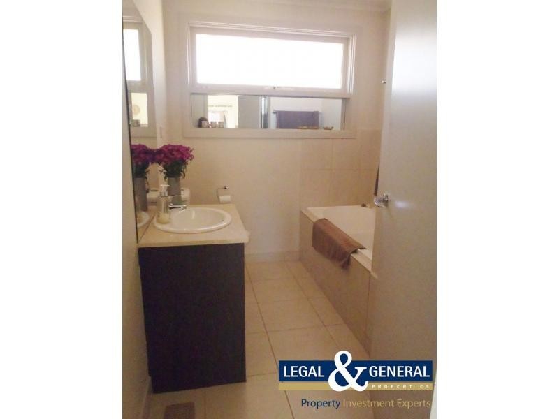 1/38 Manuka Road, Berwick VIC 3806