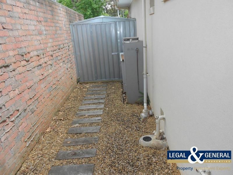 1/38 Manuka Road, Berwick VIC 3806