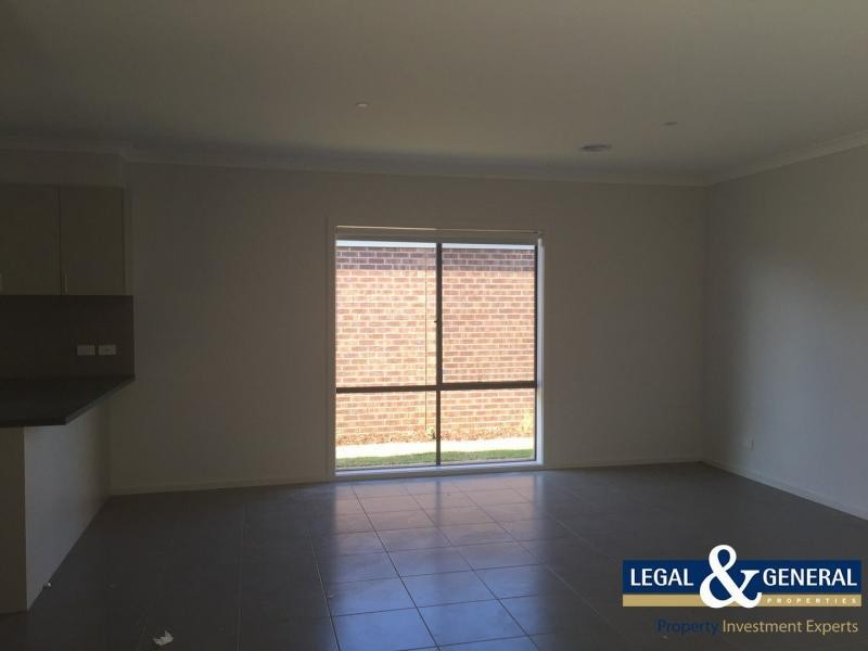 82 Mills Road, Warragul VIC 3820