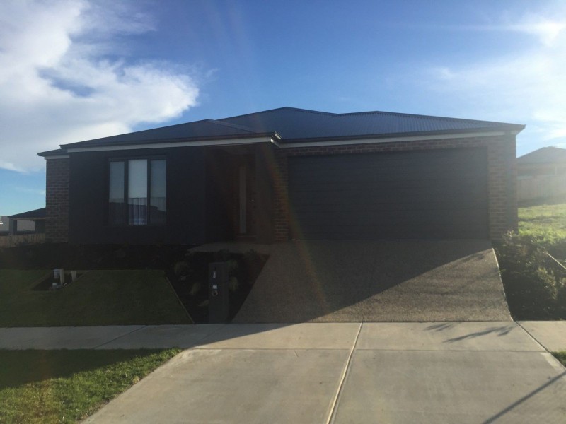 23 Davidson Street, Pakenham VIC 3810