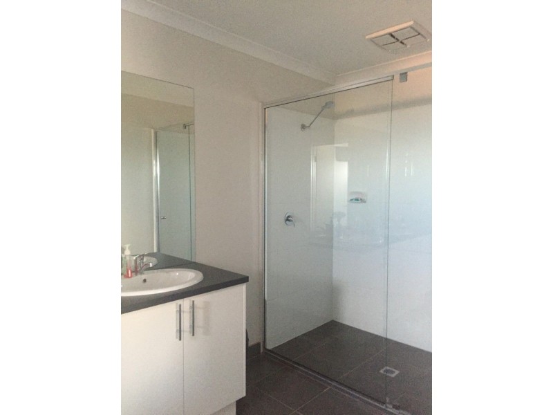 23 Davidson Street, Pakenham VIC 3810