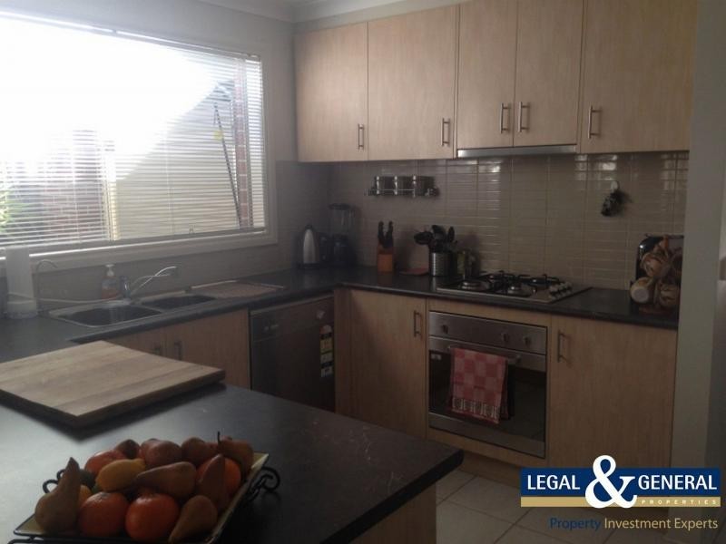 3 Tangelo Terrace, Pakenham VIC 3810