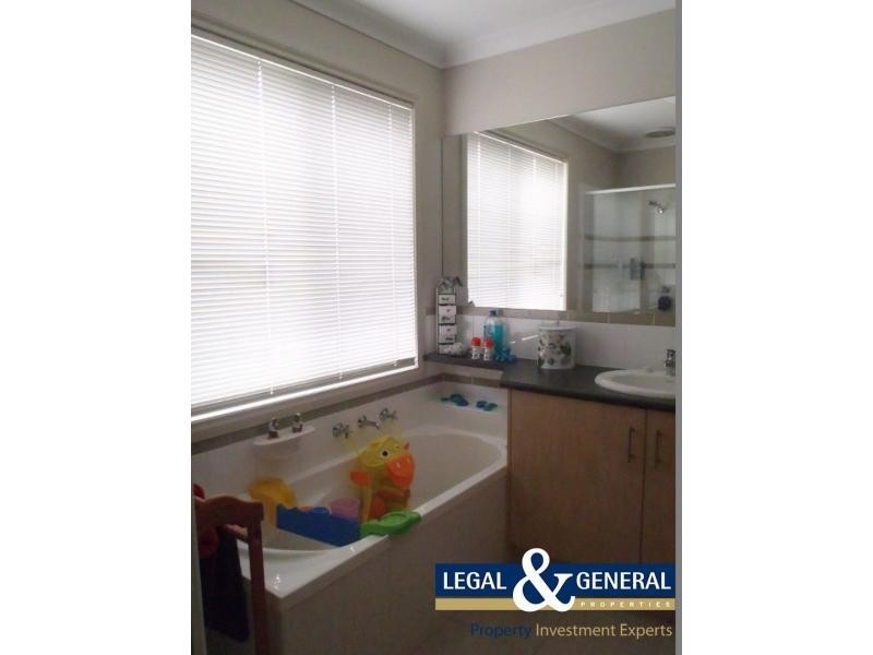 3 Tangelo Terrace, Pakenham VIC 3810